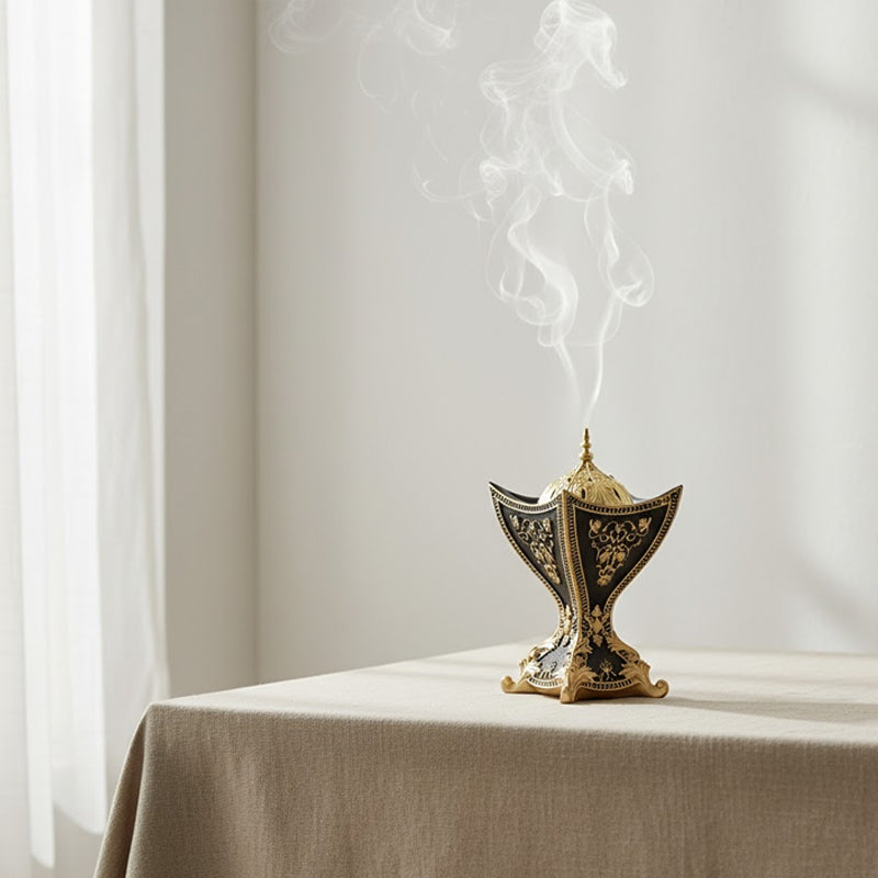 Moroccan-Style Elegant Mini Incense Burner – Black & Gold