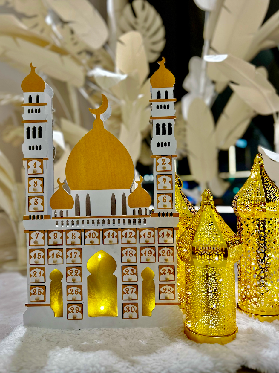 Illuminated Wooden Castle Ramadan & Eid Countdown Calendar