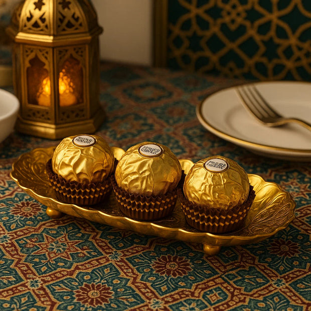 2 Pieces-Gold Oval Scalloped Decorative Tray Set