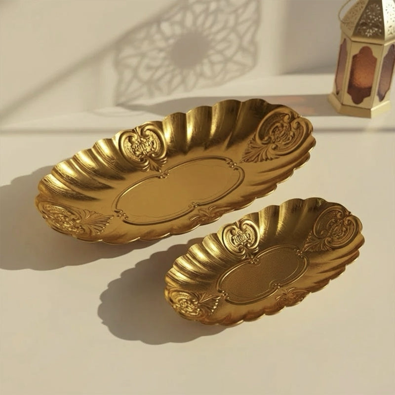 2 Pieces-Gold Oval Scalloped Decorative Tray Set
